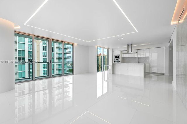 300 Sunny Isles Boulevard 41808, Sunny Isles Beach, FL 33160