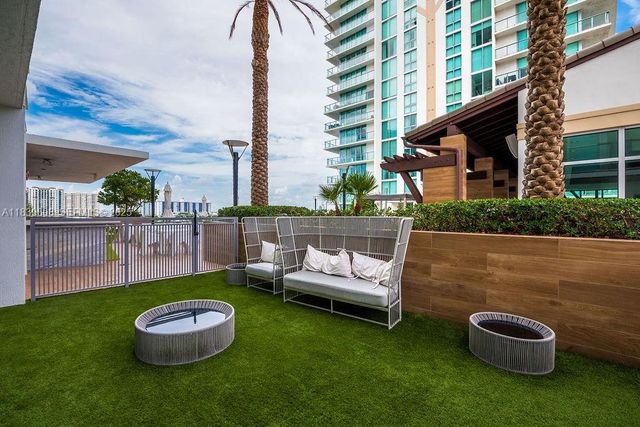 300 Sunny Isles Boulevard 41808, Sunny Isles Beach, FL 33160