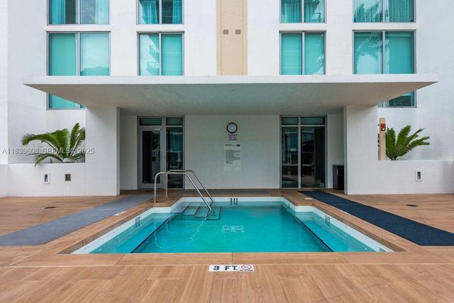 300 Sunny Isles Boulevard 41808, Sunny Isles Beach, FL 33160