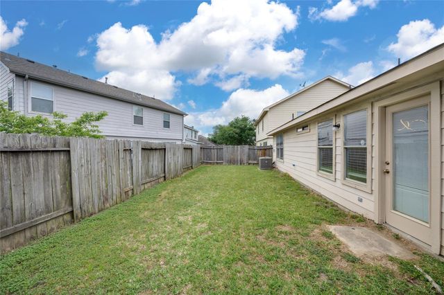 1207 Bartlett Cove Drive, Houston, TX 77067