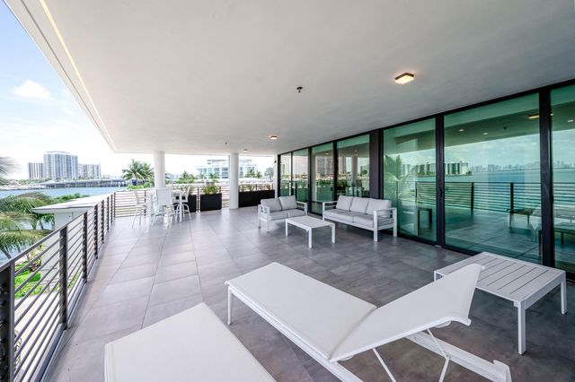 1930 Bay Drive, Miami Beach, FL 33141