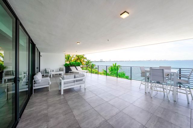 1930 Bay Drive, Miami Beach, FL 33141