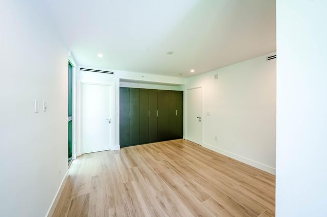 1930 Bay Drive, Miami Beach, FL 33141