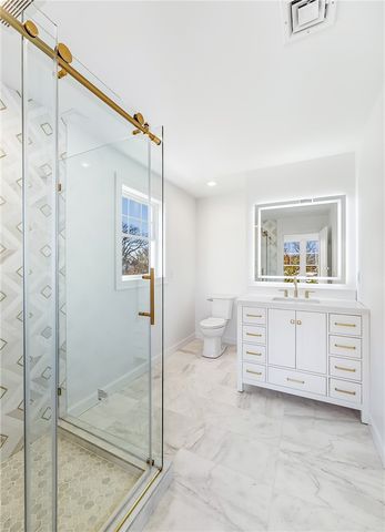 14 Ravenswood Avenue, Providence, RI 02908