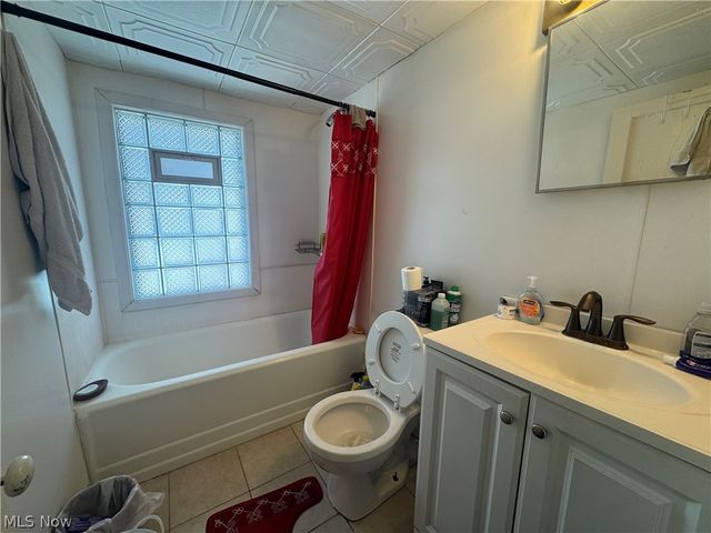 7916 Maryland Avenue, Cleveland, OH 44105