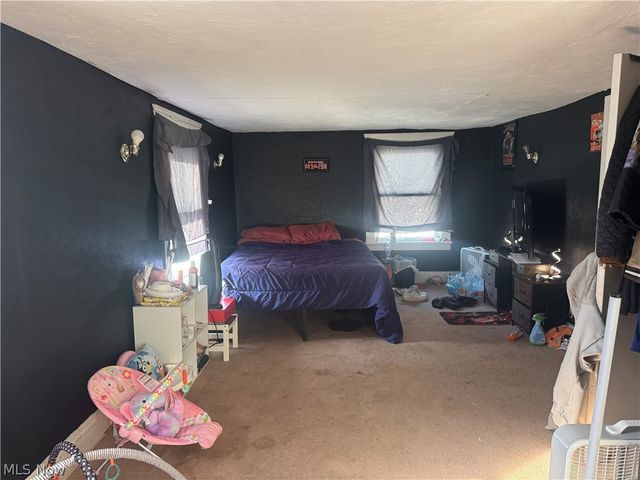 7916 Maryland Avenue, Cleveland, OH 44105