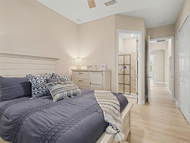 7032 HIGHGATE LANE, Bradenton, FL 34202