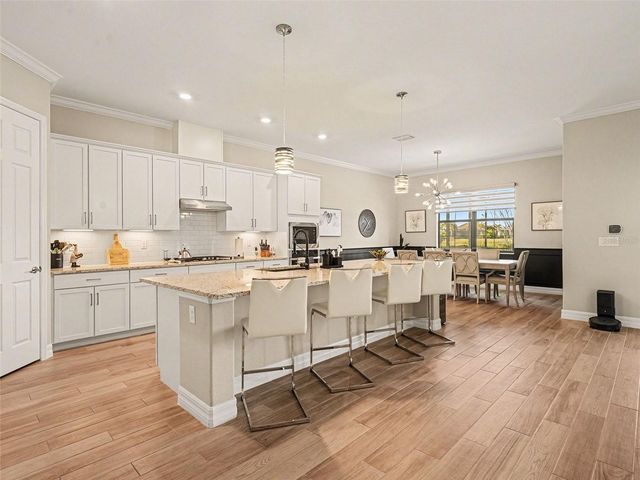 7032 HIGHGATE LANE, Bradenton, FL 34202