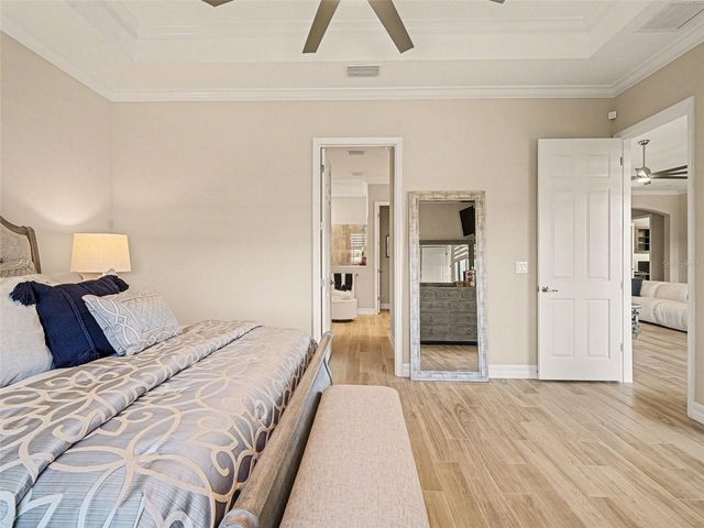 7032 HIGHGATE LANE, Bradenton, FL 34202