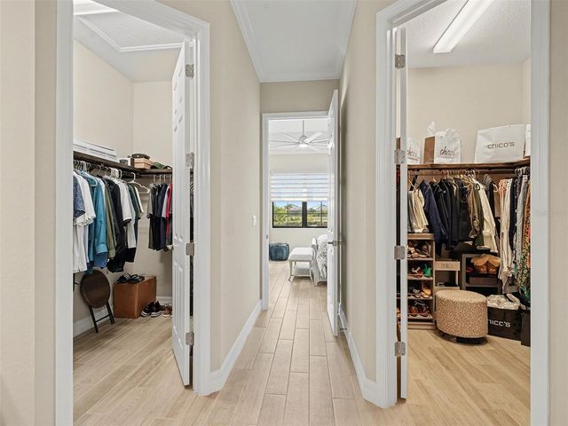 7032 HIGHGATE LANE, Bradenton, FL 34202