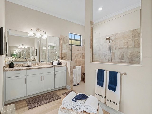 7032 HIGHGATE LANE, Bradenton, FL 34202