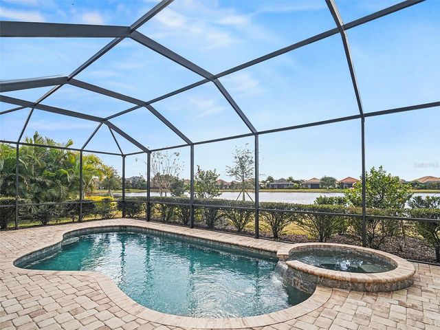 7032 HIGHGATE LANE, Bradenton, FL 34202