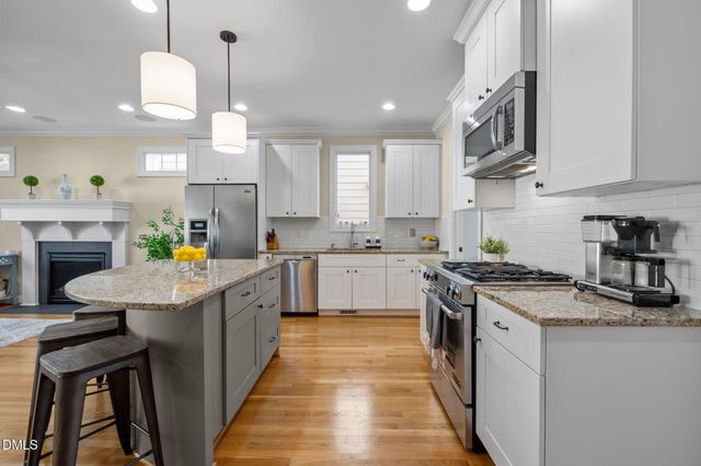 302 Jewell Drive, Chapel Hill, NC 27516