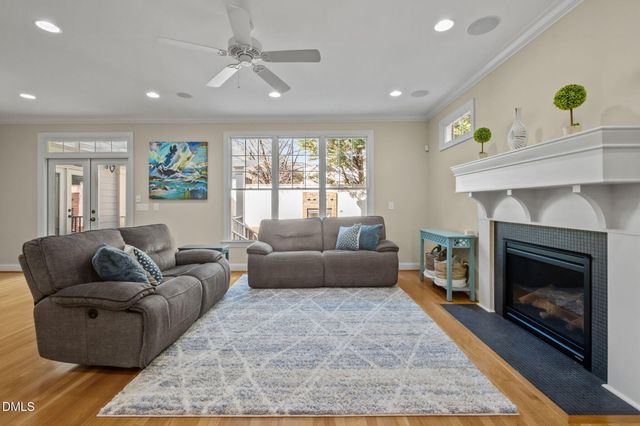 302 Jewell Drive, Chapel Hill, NC 27516