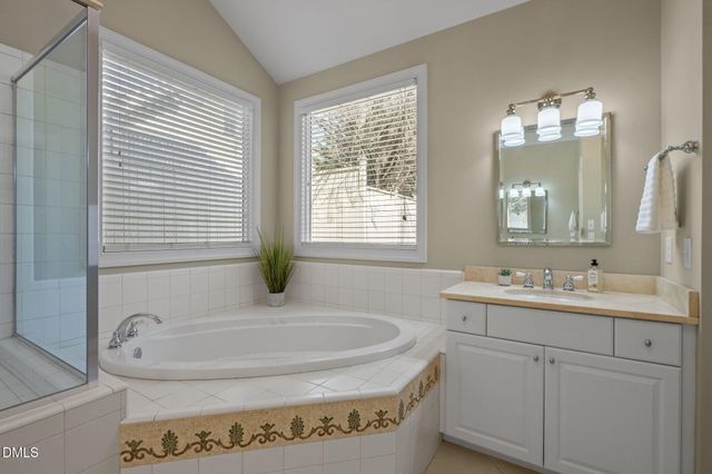 302 Jewell Drive, Chapel Hill, NC 27516