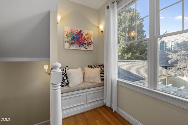 302 Jewell Drive, Chapel Hill, NC 27516