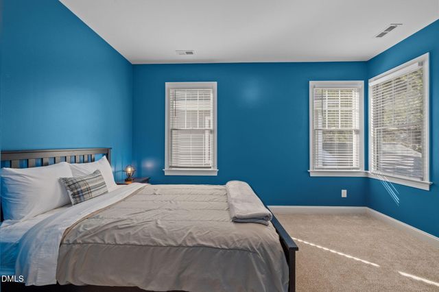 302 Jewell Drive, Chapel Hill, NC 27516