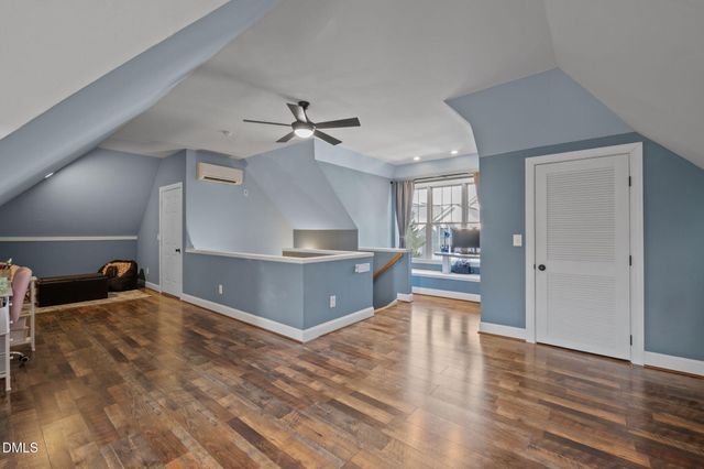 302 Jewell Drive, Chapel Hill, NC 27516