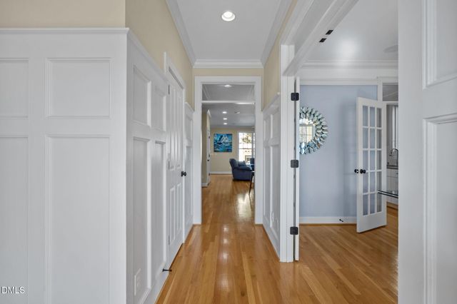 302 Jewell Drive, Chapel Hill, NC 27516