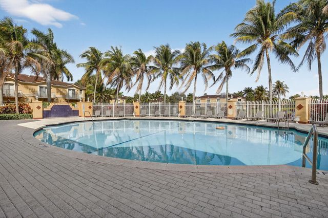 3189 SW 128th Way 133, Hollywood, FL 33027