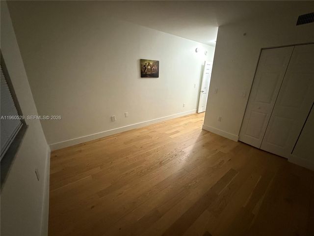 17150 N Bay Rd 2321, Sunny Isles Beach, FL 33160