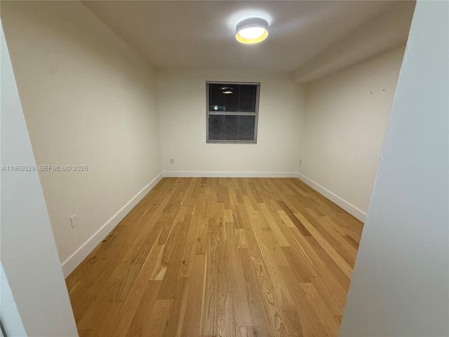 17150 N Bay Rd 2321, Sunny Isles Beach, FL 33160