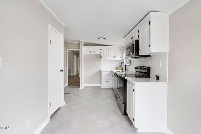 1410 Darby Drive, Raeford, NC 28376