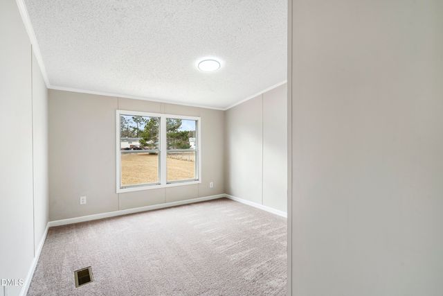 1410 Darby Drive, Raeford, NC 28376