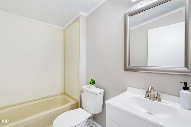 1410 Darby Drive, Raeford, NC 28376