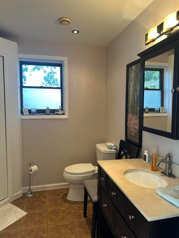 3422 E 74th Avenue, Merrillville, IN 46410