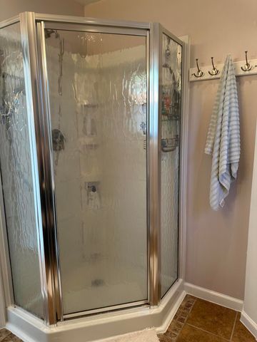 3422 E 74th Avenue, Merrillville, IN 46410