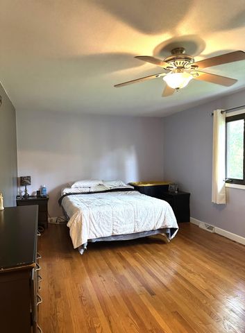 3422 E 74th Avenue, Merrillville, IN 46410