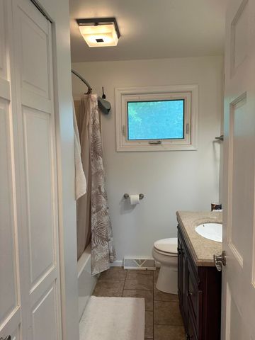 3422 E 74th Avenue, Merrillville, IN 46410