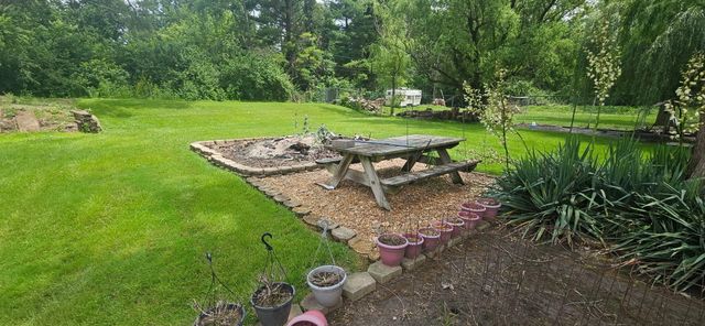 3422 E 74th Avenue, Merrillville, IN 46410