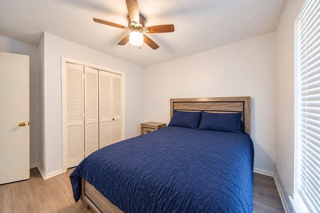 10550 Towneview Drive, Sugar Land, TX 77498