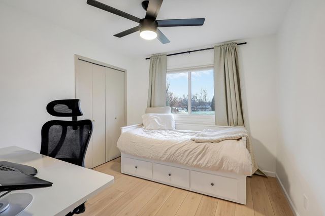 15620 47th Avenue N, Plymouth, MN 55446