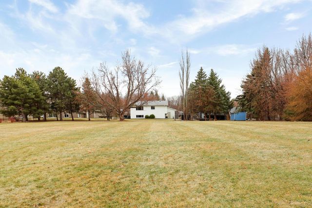 15620 47th Avenue N, Plymouth, MN 55446