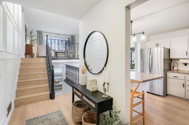 15620 47th Avenue N, Plymouth, MN 55446