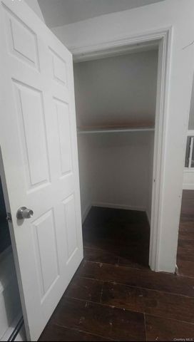 10 Ross Avenue, Bay Shore, NY 11706