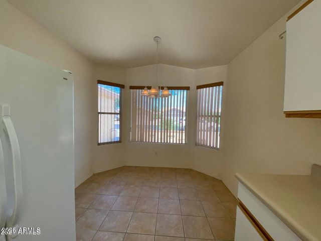 1461 E LA COSTA Drive, Chandler, AZ 85249