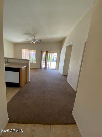 1461 E LA COSTA Drive, Chandler, AZ 85249