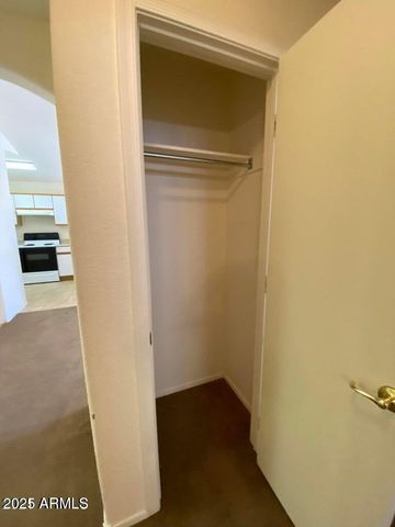 1461 E LA COSTA Drive, Chandler, AZ 85249