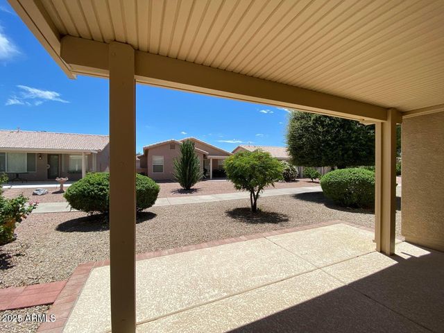 1461 E LA COSTA Drive, Chandler, AZ 85249