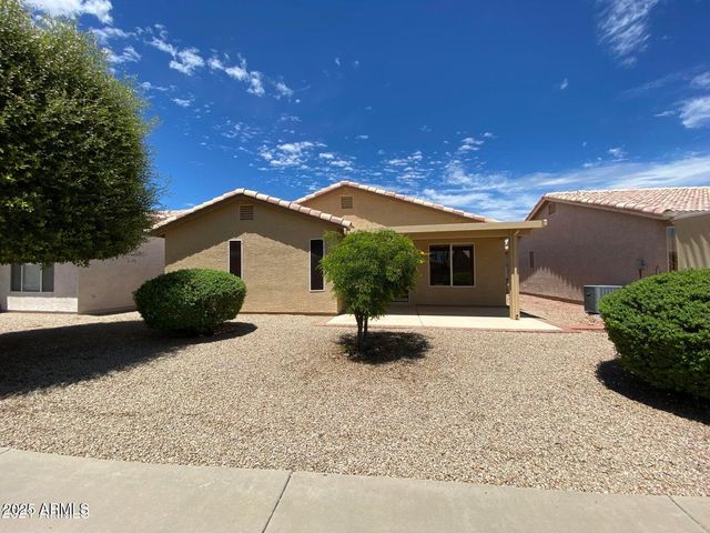 1461 E LA COSTA Drive, Chandler, AZ 85249