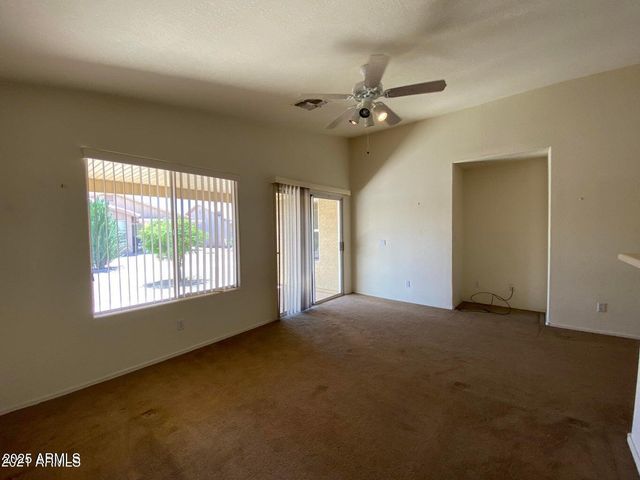 1461 E LA COSTA Drive, Chandler, AZ 85249