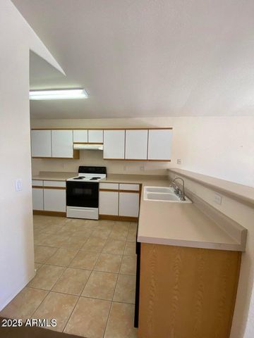 1461 E LA COSTA Drive, Chandler, AZ 85249