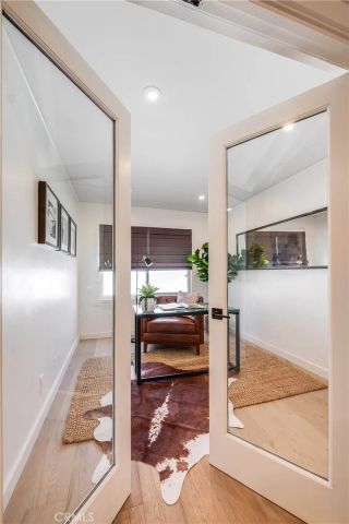 340 N Clybourn Avenue, Burbank, CA 91505