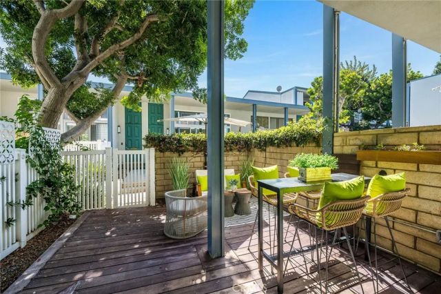 340 N Clybourn Avenue, Burbank, CA 91505