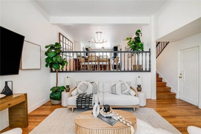 340 N Clybourn Avenue, Burbank, CA 91505