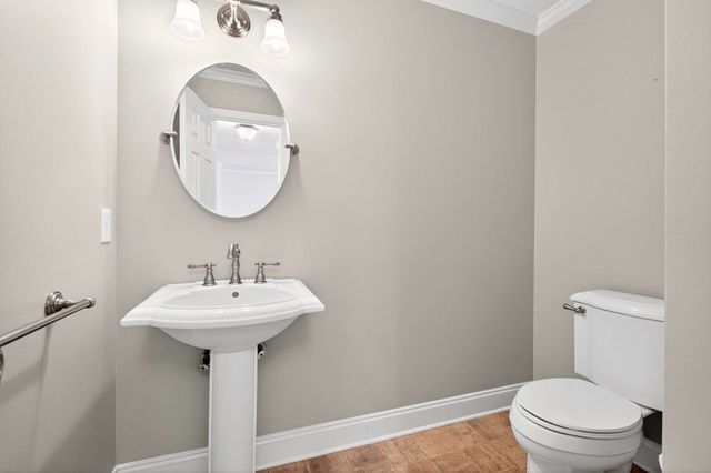 232 Pebble Glen Dr, Franklin, TN 37064